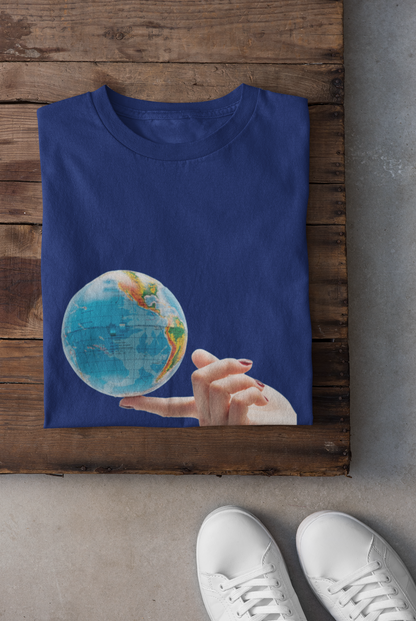 GIS HAVING THE WORLD T SHIRT